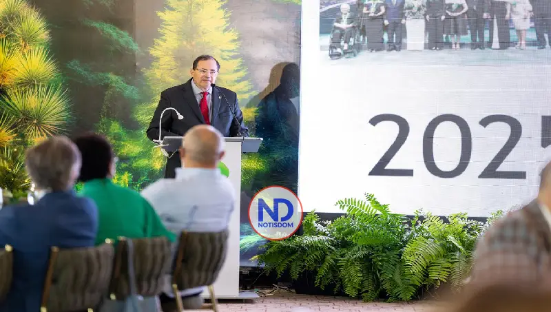 Banco BHD presenta crecimiento de 12.5% en depósitos y 11.9% en cartera durante almuerzo navideño