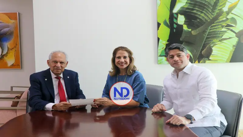 Donación del HOMS impulsa programa de becas de la Fundación Madre y Maestra 2 Donación del HOMS impulsa programa de becas de la Fundación Madre y Maestra