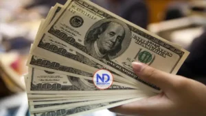 El dólar bajó otros 22 cts; este viernes era vendido a RD$64.00