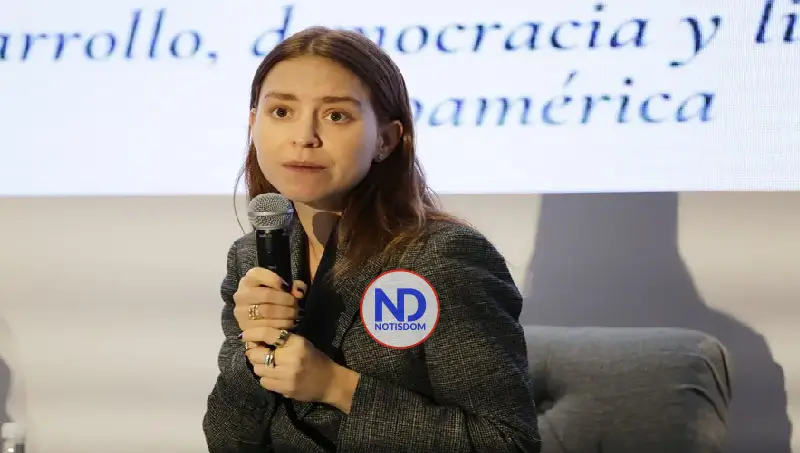 Hija de Machado dice que es consciente que su madre correrá peligro al volver a Venezuela