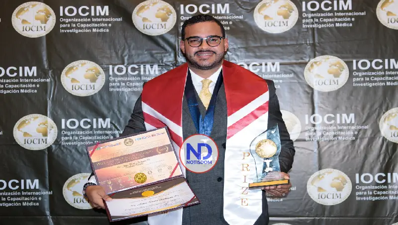 Reconocen al doctor Julián Rodríguez en Premiación de Salud Internacional de IOCIM