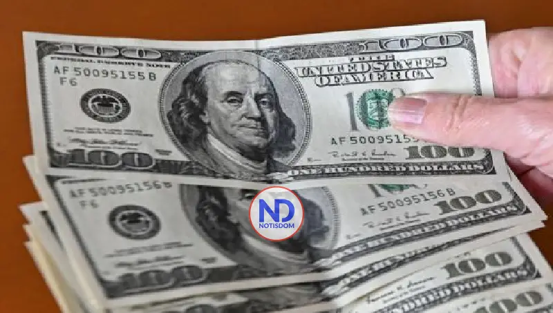 El dólar bajó otros 14 cts; este martes era vendido a RD$63.58 2 El dólar bajó otros 14 cts; este martes era vendido a RD$63.58