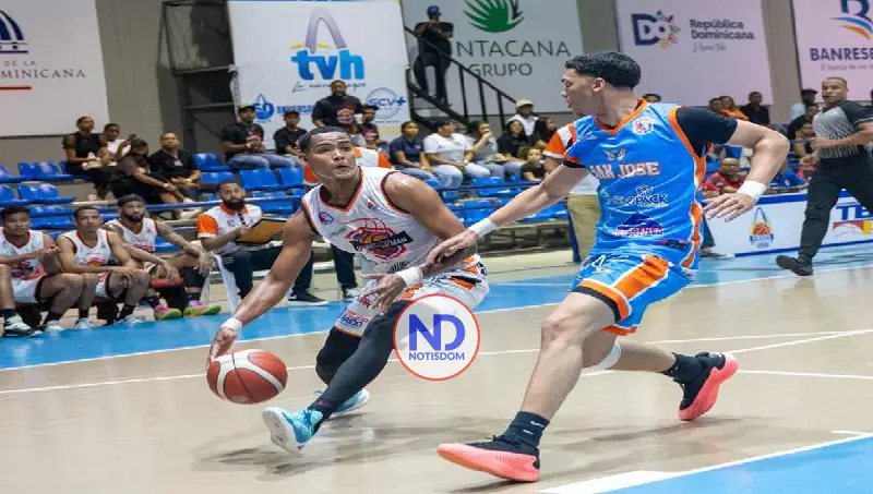 Clubes Antonio Guzmán y Savica empatan en segundo lugar en el TBS Higüey 2025