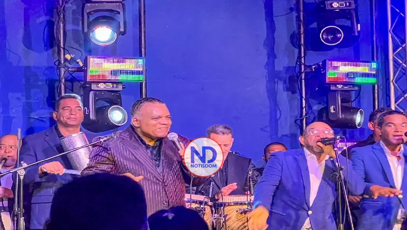 Pochy Familia elogia gestión de Abinader en concierto en Puerto Plata