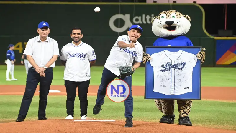 Licey rinde tributo al doctor Cruz Jiminián