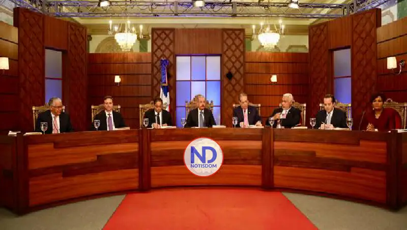 Presidente convoca al Consejo Nacional de la Magistratura RD