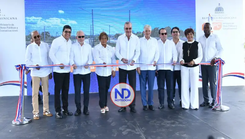 Gobierno inaugura tramo III de la Avenida Ecológica en SDE para mejorar movilidad y fortalecer el comercio