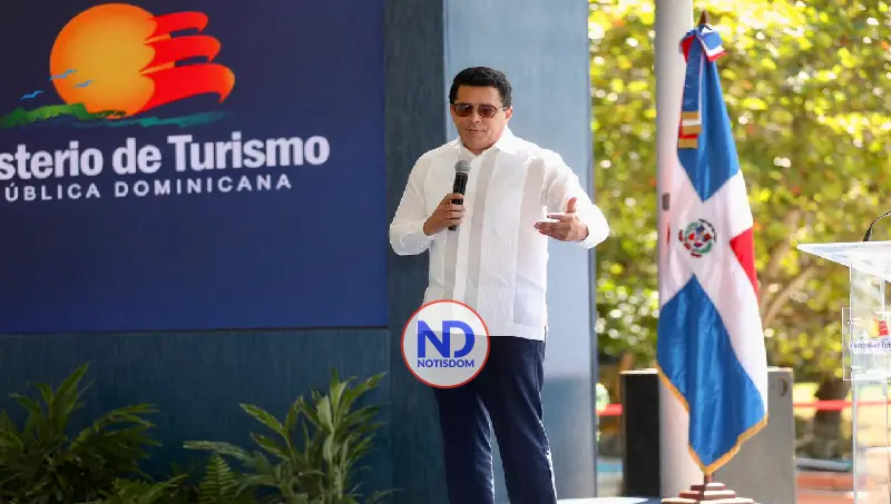 Collado: “En lo que va de diciembre 2025 han llegado 627,000 turistas a RD”