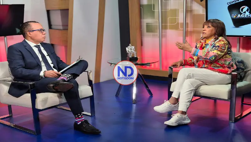 Milly enfrentó dilema ejercer como periodista o la música
