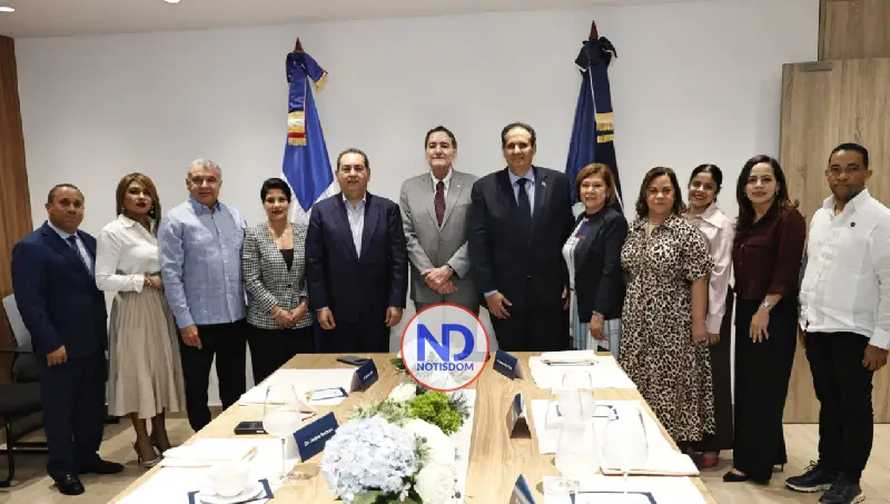 Director OPS-OMS destaca avances del sistema público de salud dominicano durante visita oficial