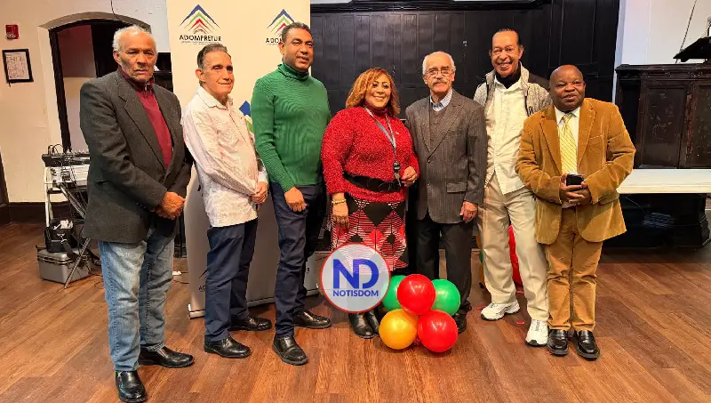 Adompretur NY celebra Encuentro Navideño y destaca su papel clave en la promoción del turismo dominicano 9 NOTISDOM FOTOS PF2025 2025 12 18T011514.788 Adompretur NY celebra Encuentro Navideño y destaca su papel clave en la promoción del turismo dominicano