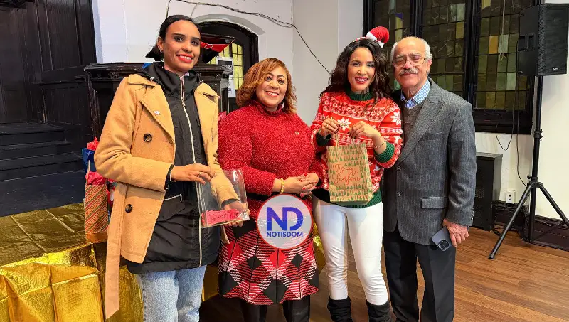 Adompretur NY celebra Encuentro Navideño y destaca su papel clave en la promoción del turismo dominicano 7 NOTISDOM FOTOS PF2025 2025 12 18T012129.301 Adompretur NY celebra Encuentro Navideño y destaca su papel clave en la promoción del turismo dominicano