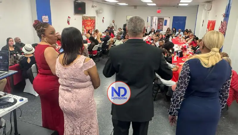 NOTISDOM FOTOS PF2025 2025 12 21T183100.006 Lealtad Política celebra su tradicional gala de Navidad y fin año con gran fiestón 2025 en Nueva York