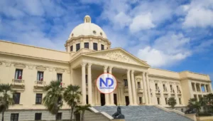 Abinader conforma comisión técnica del CoSeNaSa para fortalecer gobernanza del seguro de salud estatal