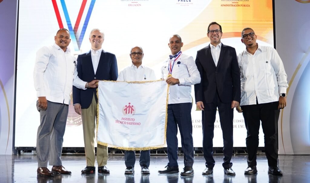 Premio a la Calidad Educativa 2025 Minerd y MAP premian la calidad educativa en República Dominicana