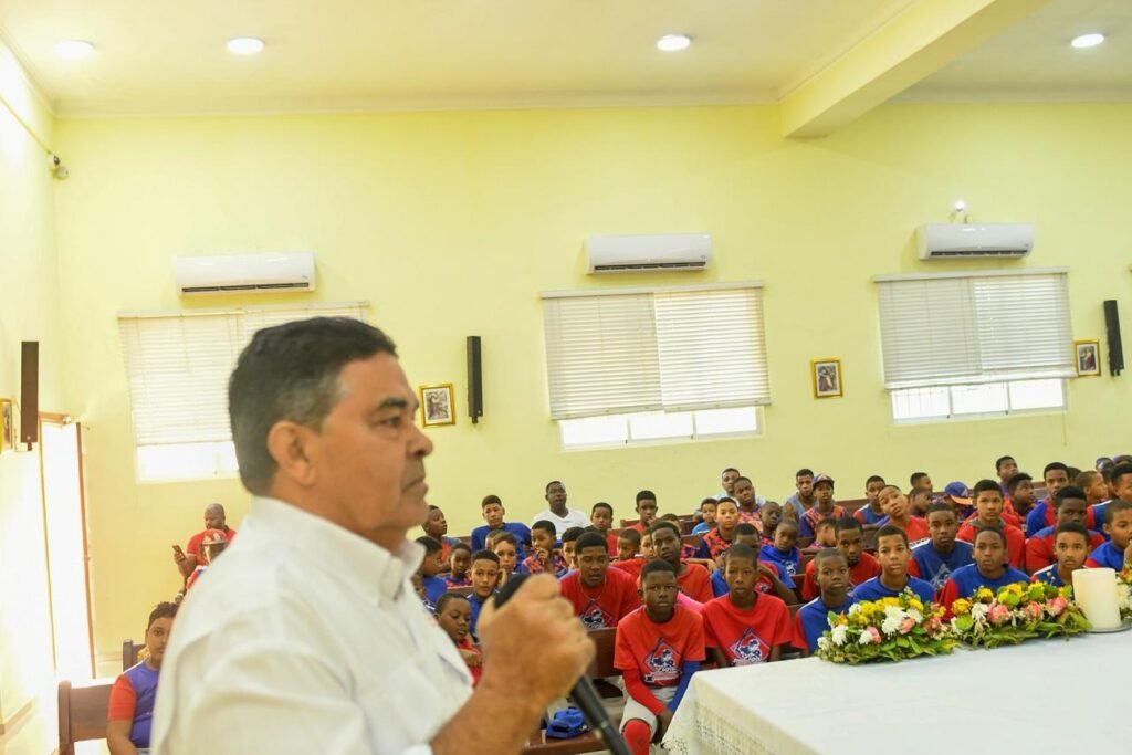 DCNB DCNB impacta a más de 2,000 niños con entrenamientos y charlas didácticas