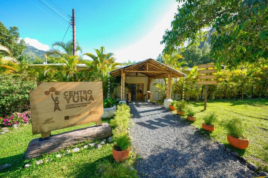 Fachada Centro de Formacion Integral Rio Yuna en Bonao Infotep dice que amplió su presencia territorial y sumó cuatro centros formativos en 2025