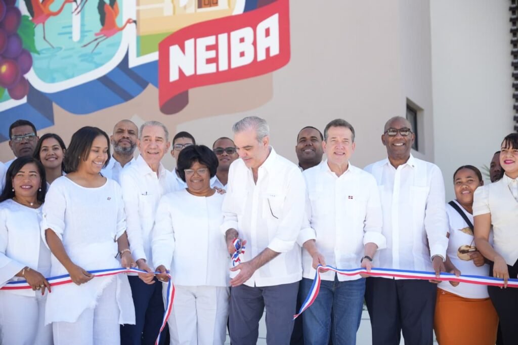 Luis Abinader 63 Abinader inaugura centro UASD en Neiba con capacidad para más de 1,200 estudiantes del sur