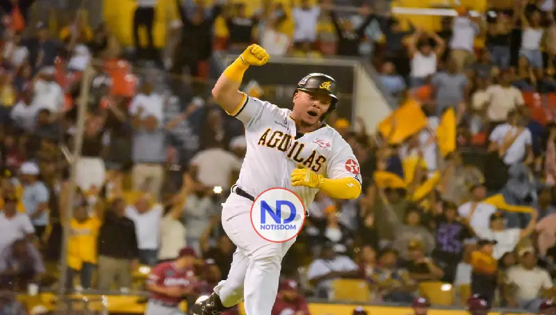 Águilas dejan en el terreno a los Gigantes con hit de Julio Rodríguez