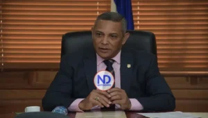 Reconocen a Franklin Romero como el senador más destacado del 2025