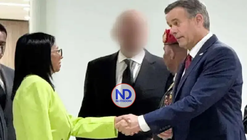 Delcy Rodríguez se reunió con el director de la CIA en Caracas, según medios de EE.UU.