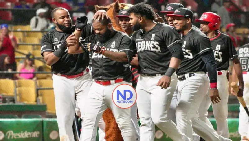 Leones avanzan a final beisbol RD; Aguilas y Toros empatan