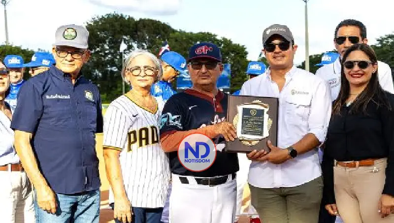 Con cuatro equipos inauguran Softbol Liga Añeja Santiago CC