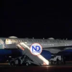 Avión de Trump falla y regresó a EEUU tras su salida hacia Davos