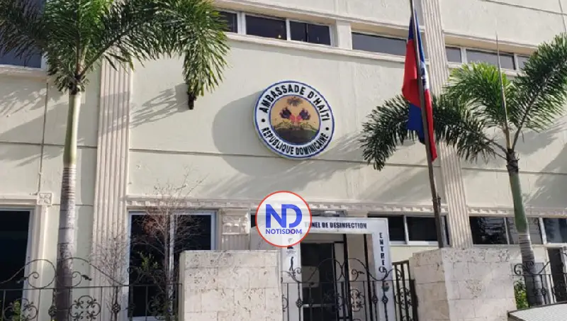 Pastores sugieren “limpiar” la Embajada y consulados de Haití