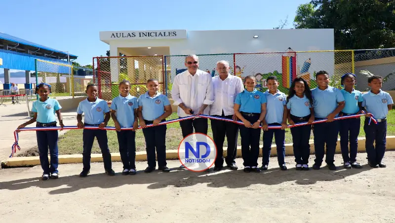 Abinader inaugura techado y aulas en escuela de Dajabón con inversión de RD$40.4 millones 2 Abinader inaugura techado y aulas en escuela de Dajabón con inversión de RD$40.4 millones