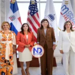 Vicepresidenta recibe a la embajadora de EEUU en el Monumento a los Héroes de la Restauración