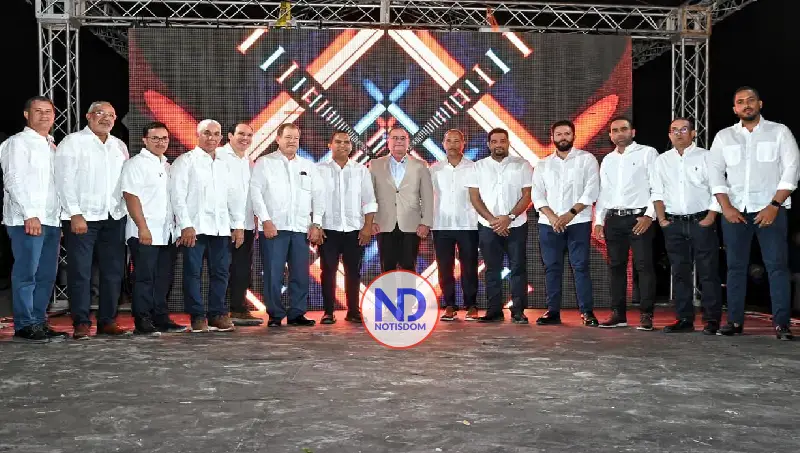 Oliverio Espaillat: «Región noroeste produce cerca del 50 % de la leche que consume RD» 2 Oliverio Espaillat: «Región noroeste produce cerca del 50 % de la leche que consume RD»