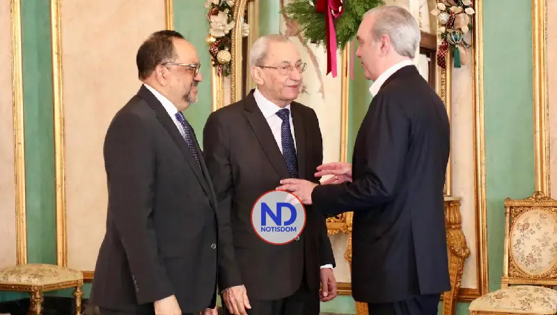 Abinader juramenta a Antoliano Peralta como ministro de Justicia y a Subero Isa como consultor jurídico 5 NOTISDOM FOTOS PF2025 2026 01 06T091536.525 Abinader juramenta a Antoliano Peralta como ministro de Justicia y a Subero Isa como consultor jurídico