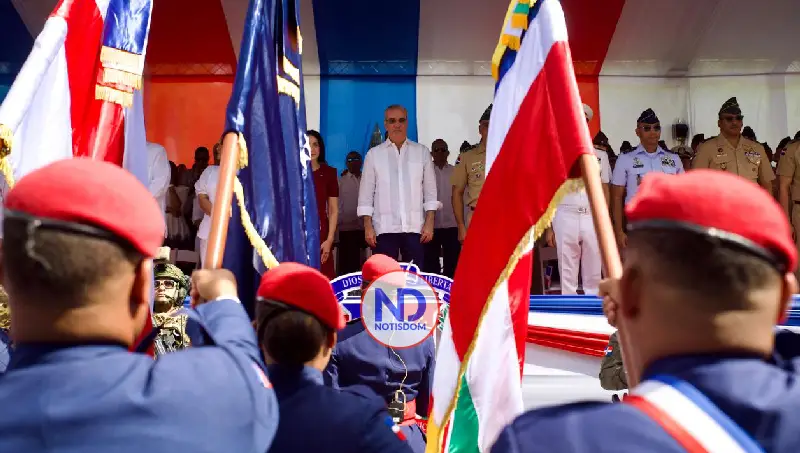 NOTISDOM FOTOS PF2026 2026 01 26T180500.738 Abinader encabeza desfile por el natalicio de Duarte y da inicio al Mes de la Patria