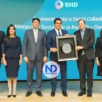 BHD distingue a David Collado en Fitur 2026 por llevar el turismo dominicano a su máximo nivel
