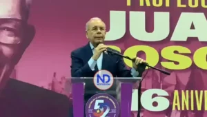 Danilo Medina llama a abogados del PLD a blindar el voto rumbo a 2028