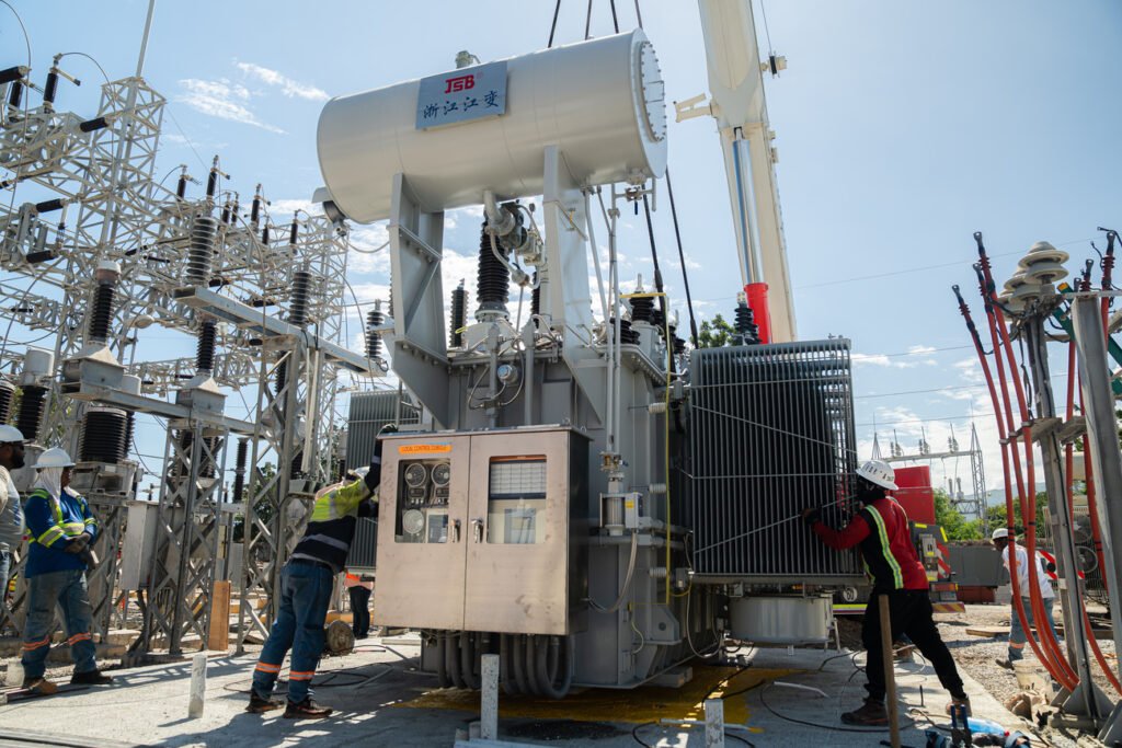 Edesur pone en servicio nuevo transformador de potencia en subestación Barahona 4 Trabajos Barahona 02B Edesur pone en servicio nuevo transformador de potencia en subestación Barahona