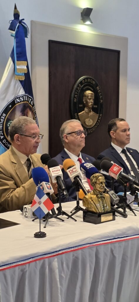 Wilson Gomez Pilia Moreno y Junio Torres Instituto Duartiano alerta sobre «planes» para revertir sentencia 168-13