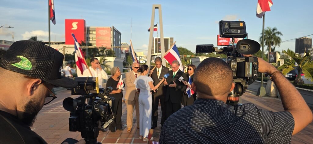 Wilson Gomez Ramirez 1 Arranca obra «Duarte a Caballo» que ocupará eje central de la avenida 27 de Febrero