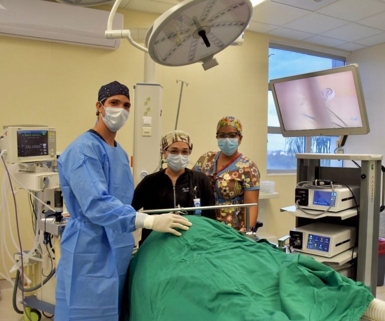 record historico en cirugias 2 SNS dice registrar récord histórico en cirugías con aumento de 34.3 % en 2025