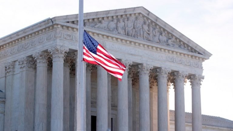 CORTE SUPREMA Trump impone arancel global de 10% tras revés con Suprema EU