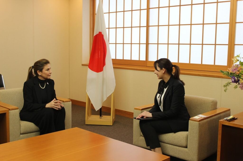 Carolina Mejia 12 Carolina Mejía impulsa cooperación con Japón en semiconductores y modernización institucional