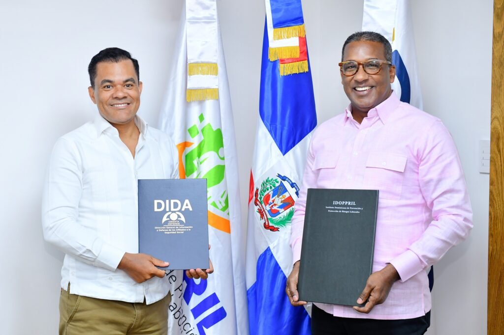 DIDA e Idoppril firman acuerdo para fortalecer derechos laborales del SDSS 3 DIDA e Idoppril DIDA e Idoppril firman acuerdo para fortalecer derechos laborales del SDSS