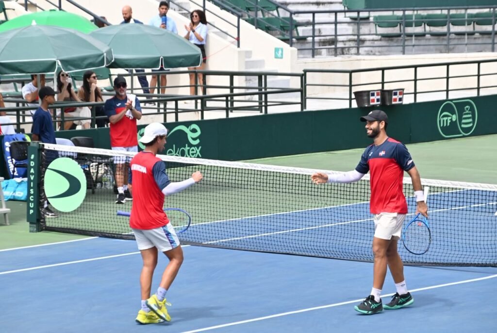 RD le gana a Letonia en Copa Davis 2026; reconocen al director de Fedotenis, Persio Maldonado 4 Equipo dominicano de Tenis 2 RD le gana a Letonia en Copa Davis 2026; reconocen al director de Fedotenis, Persio Maldonado