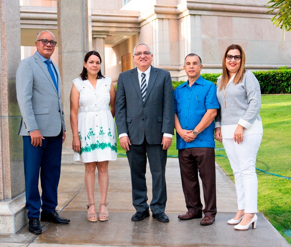 Hugo Montoya PMilciades Franjul y Wagner Paniagua 2 Iglesia de Jesucristo celebra el Mes de la Patria con acto a la Bandera