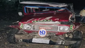 Un padre y su hija fallecen en accidente en Baní; otras cuatro personas resultan heridas