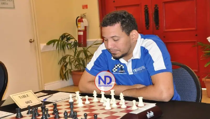 Maestro Christopher Guzmán se corona campeón Ajedrez Blitz