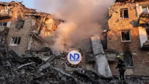 Un ataque ruso sobre Kiev deja al menos dos heridos y daños