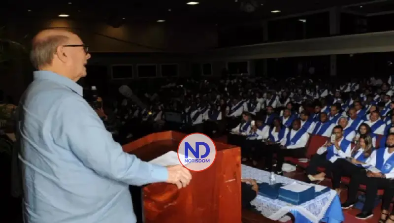 Llama jóvenes a seguir legado Peña Gómez por la democracia