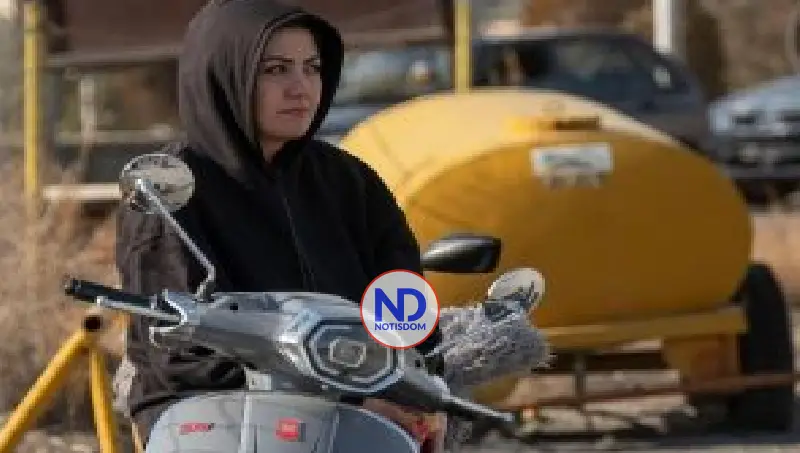 Irán autoriza entregar permisos a mujeres para conducir motos